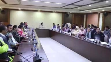बैरसिया: भोपाल मंत्रालय में मंत्री कृष्णा गौर ने अमृत 2.0 योजना के तहत पेयजल और सीवरेज सुविधाओं पर बैठक की