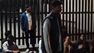 हरदा: शहर के सनफ्लावर स्कूल में रंगोली बनाने से रोकने पर टीचर ने दबाया गला, AVBP कार्यकर्ताओं ने SDM कार्यालय में किया विरोध