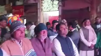 नगर: राजस्थान सरकार के दो वर्ष पूर्ण होने पर विकास का रथ नगर इंद्रासर्किल पर भाजपा कार्यकर्ताओं ने किया स्वागत