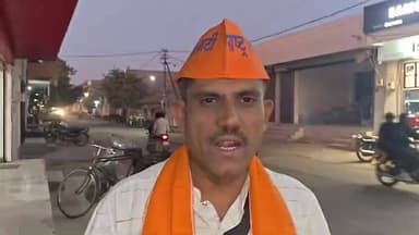 લીંબડી: લીંબડી શહેર માં સફાઈ તંત્રના ડિંડવાણાથી એસટી ડેપો રોડ અને વ્હાઇટ હાઉસ રોડ પર ધુળ ના ધફ્ફા વેપારીઓ રહિશો રાહદારીઓ પરેશાન