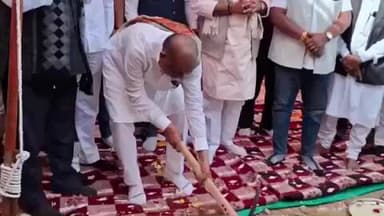 ધાનપુર: ગુજરાત સરકારના માર્ગ અને મકાન (પંચાયત) વિભાગ દ્વારા દા ધાનપુર તાલુકામાં પાનમ નદી ઉપર તરમકાચ-ગણીયારી-ડુંગરપુર , બ્રિજનું.