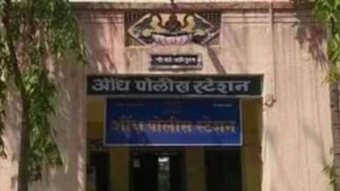 खटाव: औंध येथे बेवारस दुचाकी वाहनांच्या मालकी हक्काचा पुरावा सादर करुन वाहने घेऊन जावीत; पोलीस अधीक्षकांचे आवाहन