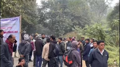 প্রতিশ্রুতি ভঙ্গ করলো বিজেপি! ক্ষোভে বড়মুড়া পাহাড়ে ন্যাশনাল হাইওয়ে অবরোধ করলো আত্মসমর্পণকারী উগ্রপন্থী গোষ্ঠী!
#Trip...