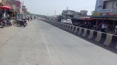 सेनगाव: शहरातील टी पॉइंटवर देशी दारू विक्री करणाऱ्यावर कारवाई 2240 रुपयाचा मुद्देमाल केला जप्त