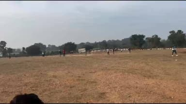 शिवपुरी: सिरसौद की टीम 53 रन पर सिमटी, निचरौली ने आसान जीत दर्ज कर क्वार्टर फाइनल में बनाई जगह