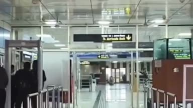 নকশালবাড়ি: বাগডোগরা বিমানবন্দরে যাত্রীর লাগেজ থেকে উদ্ধার কার্তুজ, ধৃত বিমান যাত্রী