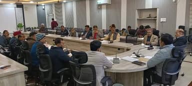 *शहीद दिवस की तैयारियों को लेकर बैठक संपन्न*
*रायबरेली:- 22 दिसम्बर 2025,*
जिलाधिकारी हर्षिता माथुर के निर्...