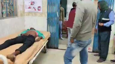 ক্যানিং ১: ক্যানিংয়ে বাইক দুর্ঘটনায় মৃত্যু যুবকের, মৃত দেহ ময়না তদন্তে পাঠালো পুলিশ