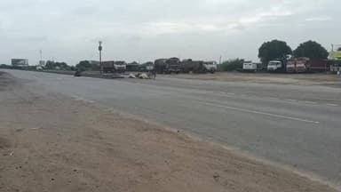 દસાડા: અમદાવાદ માલવણ હાઇવે પર બાઇક રોડ સાઈડમાં ઉતરતા સર્જાયો બાઈકનો અકસ્માત