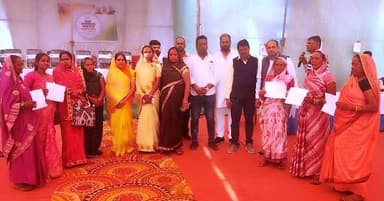 सुशासन सप्ताह - प्रशासन गांव की ओर के तहत ग्राम बघेरा में शिविर आयोजित
प्रधानमंत्री आवास योजना ग्रामीण अंतर्गत नवीन स्व...