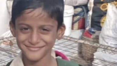 పత్తికొండ: మద్దికేర మండలం పెరవలి దగ్గర కిడ్నాప్ కలకలం వెంబడించిన గ్రామస్తులు పిల్లాడిని వదిలి వెళ్ళిన కిడ్నాపర్లు