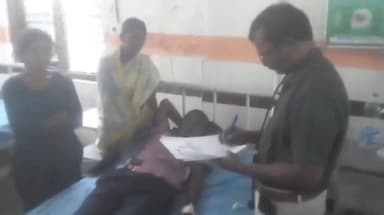 జుక్కల్: అవల్గావ్ నుండి మద్నూర్ వెళ్తుండగా మూల మలుపు వద్ద ఆటో బోల్తా, విద్యార్థులకు గాయాలు, పోలీసులు చేరుకొని ఆస్పత్రికి తరలింపు