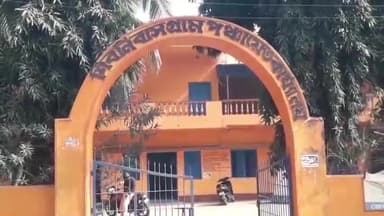 কৃষ্ণগঞ্জ: নদীয়ার শিবনিবাস পঞ্চায়েতের পাবাখালি গ্রামের ১০১ নম্বর বুথে জীবিত ব্যক্তিকে মৃত দেখানো হলো, আতঙ্কে পরিবার