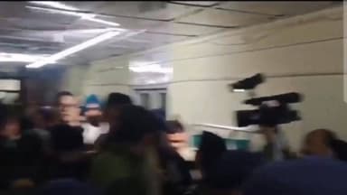 Igmc में मरीज के साथ मारपीट मामले ने पकड़ा तूल.. दो पक्षों के बीच हुई धक्का मुक्की... #फॉलो