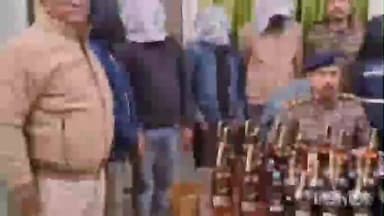 রতুয়া ১: বিহারে পাচারের আগে সামসি থেকে বিপুল পরিমাণে অবৈধ মত সহ গ্রেপ্তার পাঁচজন