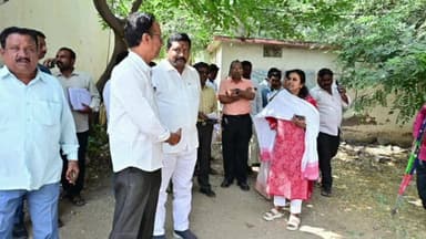 మంత్రాలయం: మంత్రాలయంలో ఆకస్మికంగా తనిఖీ చేసిన జిల్లా కలెక్టర్ సిరి, మధ్యాహ్నం భోజనం తనిఖీ చేసి సమస్యలు తెలుసుకున్నారు..