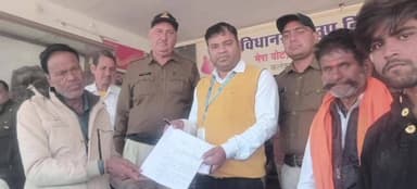 सीहोर: हाईवे बाईपास इंदिरा नगर के निवासी रैली निकालकर कलेक्ट्रेट पहुंचे, अपनी मांगों का ज्ञापन सौंपा