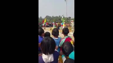 খেজুরি ২: খেজুরী গ্রাম পঞ্চায়েতের আন্তঃবিদ্যালয় ক্রীড়া প্রতিযোগিতা কশাড়িয়া হাইস্কুল মাঠে অনুষ্ঠিত হল,উপস্থিত গ্রাম পঞ্চায়েত প্রধান