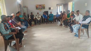 ଗୁଣୁପୁର: ଗୁଣପୁର ଶ୍ରୀ ଜଗନ୍ନାଥ ମନ୍ଦିର କାର୍ଯ୍ୟାଳୟ ପରିସରରେ ଚତୁର୍ଦ୍ଧଶ ବସନ୍ତ ମହୋତ୍ସବ ଅବସରରେ ଜନଜାତି କମିଟି ର ଵୈଠକ ଅନୁଷ୍ଠିତ