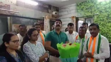 नवापूर: नवापूर नगराध्यक्षपदी लोकनियुक्त नगराध्यक्ष जयवंत जाधव विराजमान....