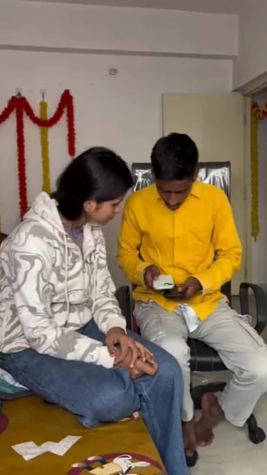 #iphone #घर के #मर्द #comedy #funny #trending #viral #fun #entertainment #followme #sethji5g @radha2860 @love23543