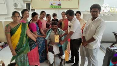 మహబూబాబాద్: స్వస్తిక్ కాన్సెప్ట్ స్కూల్లో ఘనంగా జాతీయ రైతు దినోత్సవ వేడుకలు, రైతుల వేషధారణలో అలరించిన విద్యార్థులు