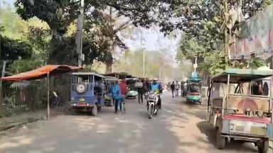 রামপুরহাট ১: রামপুরহাট শহরে টোটো ধর্মঘটের ডাক, ভোগান্তি যাত্রীদের