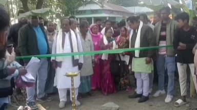 তুফানগঞ্জ ১: মধ্যবালাভূতে প্রায় ৫৭ লক্ষ ২৬ হাজার টাকা ব্যয়ে ১৪৫০ মিটার পথশ্রী রাস্তাশ্রী প্রকল্পের ঢালাই রাস্তার কাজের উদ্বোধন হলো