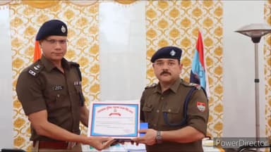 खटीमा: क्राइम मीटिंग में खटीमा कोतवाली के एसएसआई ललित मोहन रावल को एसएसपी ने किया सम्मानित