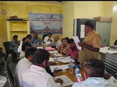 ಕಮಲನಗರ: ಪಂಚ್ ಗ್ಯಾರಂಟಿಗಳ ಅನುಷ್ಠಾನ ವೇಗ ಹೆಚ್ಚಿಸಿಕೊಳ್ಳಿ: ಪಟ್ಟಣದಲ್ಲಿ ಗ್ಯಾರಂಟಿ ಅನುಷ್ಠಾನ ಸಮಿತಿ ಅಧ್ಯಕ್ಷ ಆನಂದ ಚೌಹಾಣ್