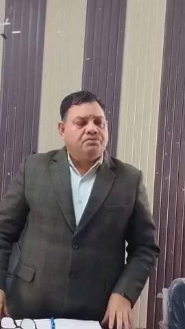 पोखरी: भालू के आतंक को देखते हुए स्कूली छात्रों को इस स्कोट कर ले जाया जाएगा: डीएफओ सर्वेश कुमार दूबे