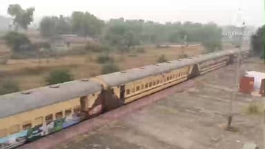 ঝালদা ২: ২৫ ডিসেম্বর ঝাড়গ্রাম ও ধানবাদের মধ্যে চলাচলকারী দুটি এক্সপ্রেস ট্রেন ধানবাদ বোকারো শাখায় বাতিল থাকবে