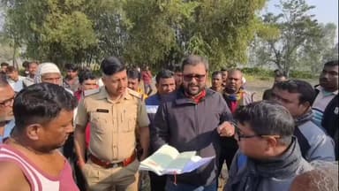 দিনহাটা ২: বামনহাট পাথরশন সর্দার টারিতে জমি বিবাদকে ঘিরে উত্তেজনা