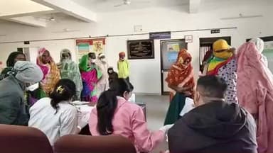 ધાનપુર: *પોટ્રેબલ એક્સ-રે મશીન ધાનપુર તાલુકાના મંડોર પીએચસી ખાતે 173 ટીબી ના વનરેબલ સ્ક્રીનિંગ કરાયા.