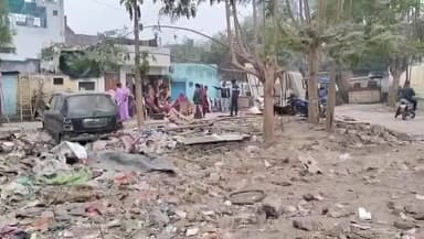 कानपुर: डबलपुलिया में नगर निगम ने अवैध अतिक्रमण के खिलाफ चलाया अभियान, हटाए गए अवैध कब्जे