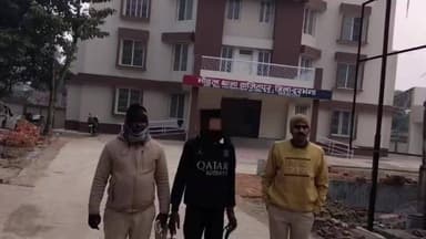 मनीगाछी: वाजितपुर थाना कांड में नामजद अभियुक्त नियाज़ नदाफ गिरफ्तार