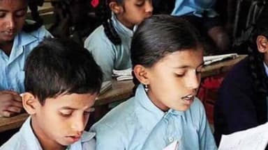 स्कूलों की रिजल्ट सिस्टम में बदलाव, तिमाही-छमाही के अंक जोड़कर तय किए जाएंगे फाइनल परिणाम