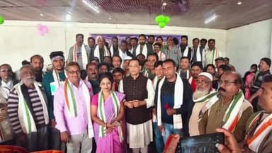 চণ্ডীতলা ১: চণ্ডীতলা ১ ব্লকে BLA-২ দের সংবর্ধনা, মন্ত্রীর হাত থেকে সম্মানে আপ্লুত কর্মীরা