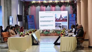 ସଦର: ସମ୍ବଲପୁର ରେଳ ଡିଭିଜନର ‘ଡିଭିଜନାଲ ବୈଠକ’ରେ କଳାହାଣ୍ଡି ସାଂସଦଙ୍କ ଯୋଗଦାନ