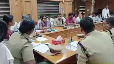 நாமக்கல்: ஜல்லிக்கட்டு போட்டிகள் 2026 முன்னேற்பாடு பணிகள் குறித்த ஆய்வு கூட்டத்தில் ஆட்சியர் பங்கேற்றார்