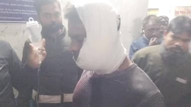 দিনহাটা ১: দিনহাটায় পঞ্চায়েত সমিতির প্রাক্তন কর্মাধ্যক্ষ গুলিবিদ্ধ হওয়ার ঘটনায় ব্যাপক চাঞ্চল্য ছড়ালো