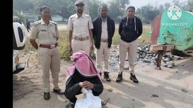 ଧର୍ମଗଡ: ଭାଲୁଚୁଆଁ ଗାଁ ରେ ଅବକାରୀ ବିଭାଗର ଚଢ଼ାଓ ବେଆଇନ ମଦ ଜବତ , ମଦ ବେପାରୀ କୋର୍ଟ ଚାଲାଣ