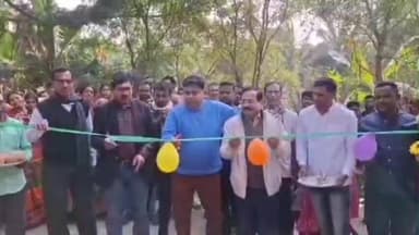 বাসন্তী: শম্ভুনগর গ্রাম পঞ্চায়েত এলাকায় পথশ্রী রাস্তা উদ্বোধন হল,উপস্থিত ছিলেন জয়েন্ট বিডিও, জেলা উপাধ্যক্ষ অনিমেষ মন্ডল।