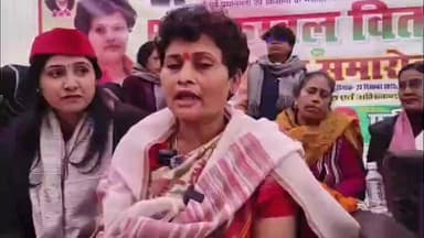 ज़मानिया: गाजीपुर में सपा के कंबल वितरण कार्यक्रम में रिबू श्रीवास्तव ने बीजेपी पर किया तीखा हमला