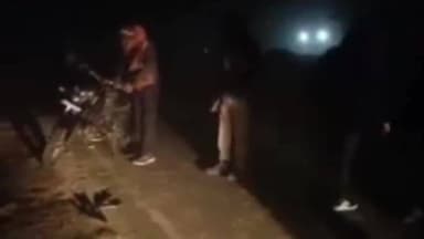 হলদিবাড়ি: গভীর রাতে চামরা গুদাম এলাকায় বাইক নিয়ে পথ দুর্ঘটনার কবলে তিন বন্ধু, ঘটনাস্থলে মৃত্যু দুজনের, গুরতর আহত একজন