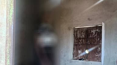 ଲୋଇସିଂହା: ମୁନୁପାଲି ଗ୍ରାମରେ ଘର ଭିତରୁ ଝୁଲନ୍ତା ଅବସ୍ଥାରେ ଶ୍ରମିକଙ୍କ ମୃତଦେହ ଉଦ୍ଧାର ଶବ ବ୍ୟବଚ୍ଛେଦ ପରେ ମୃତ ଦେହ ପରିବାର ଲୋକଙ୍କୁ ହସ୍ତାନ୍ତର