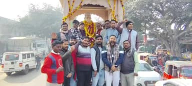 चौधरी चरण सिंह जी की जन्म जयंती पर कल सभी अनुयायियों ने फूल माला और चौधरी साहब का जय जय हो