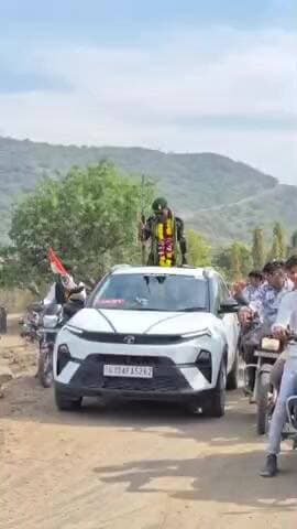 જેસર: જેસરના શેવડીવદર ગામે આર્મીની ટ્રેનિંગ પૂર્ણ કરી માદરે વતન આવ્યા
રાજેન્દ્રસિંહ વજુભા ગોહિલ#