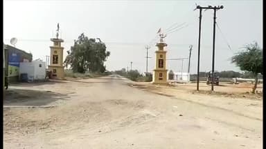 વાંકાનેર: વાંકાનેરના ખીજડીયા ગામે ઘરના ફળિયામાં ધમધમતી દેશી દારૂની ભઠ્ઠી પર પોલીસનો દરોડો, દેશી તથા વિદેશી દારૂ સાથે એક ઝડપાયો….