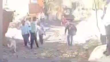 मंगरूळपीर: सार्सी बोध येथील नागरिकांनी लोक सहभागातून केले रस्त्याचे खडीकरण*